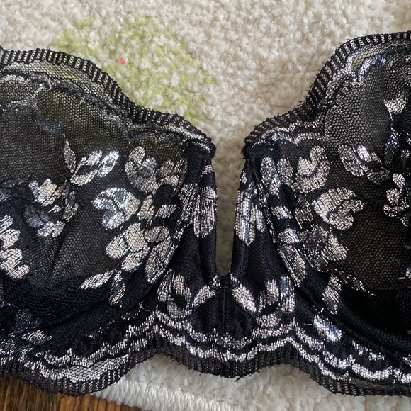 Victoria’s Secret Bra Dream Angels push-up without padding black and silver 32D - Picture 6 of 7